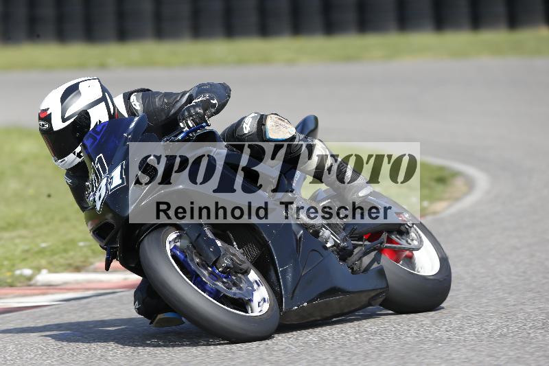 /45 10.08.2025 Plüss Moto Sport ADR/Freies Fahren/411